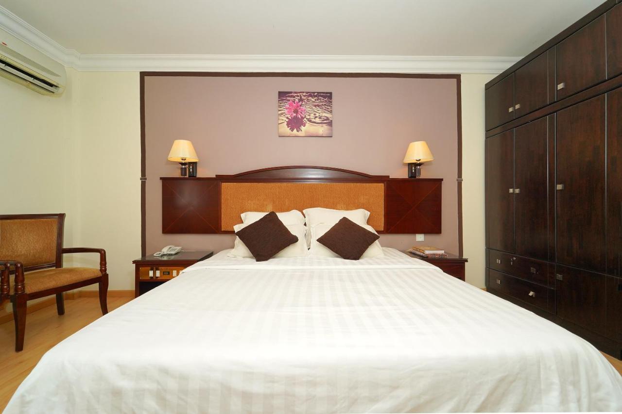 Capital O 89658 Bustani Hotel Jitra Kültér fotó